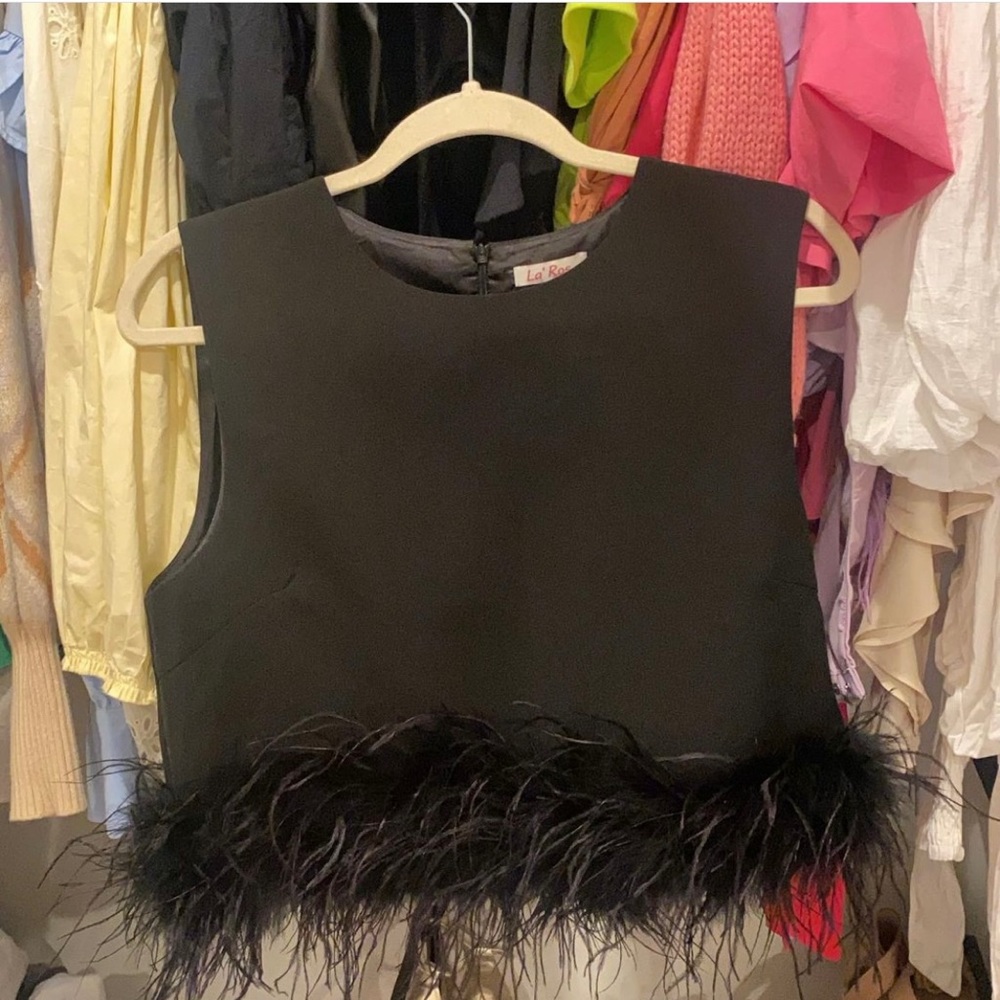 Feather top!